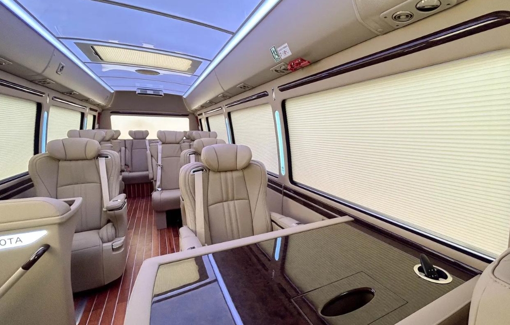 北京15座中巴车租赁价格