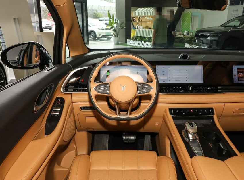 被商务MVP汽车租赁